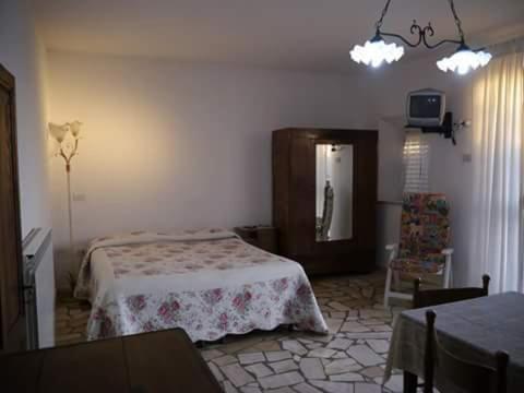 Monolocale Stiacce Apartment Saturnia Bagian luar foto